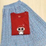 Solid tshirt and pleated skirt Combo