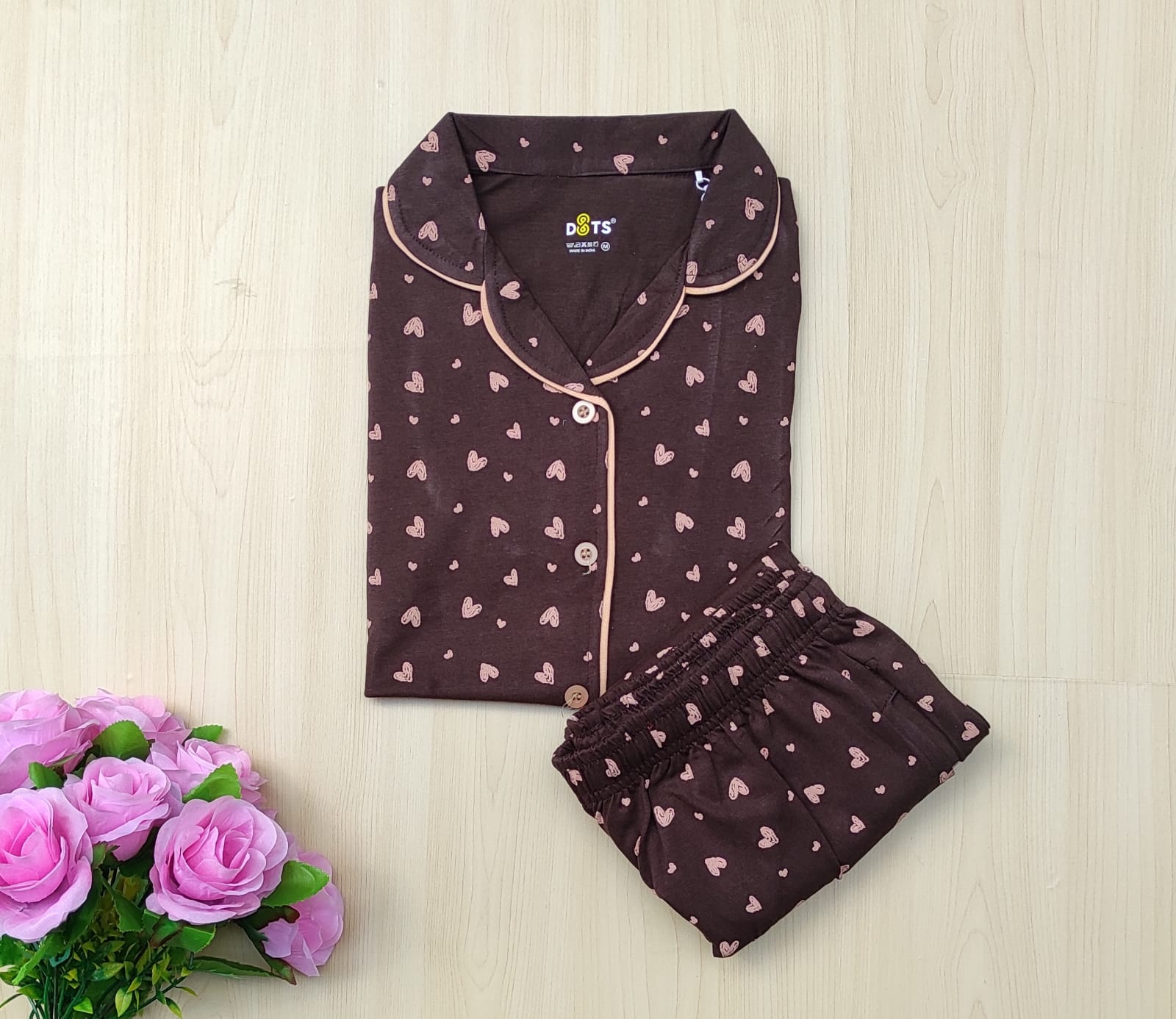 WhatsApp Image 2026-05-19 at 3.51.36 PM Colar Pyjama Set - Image 1