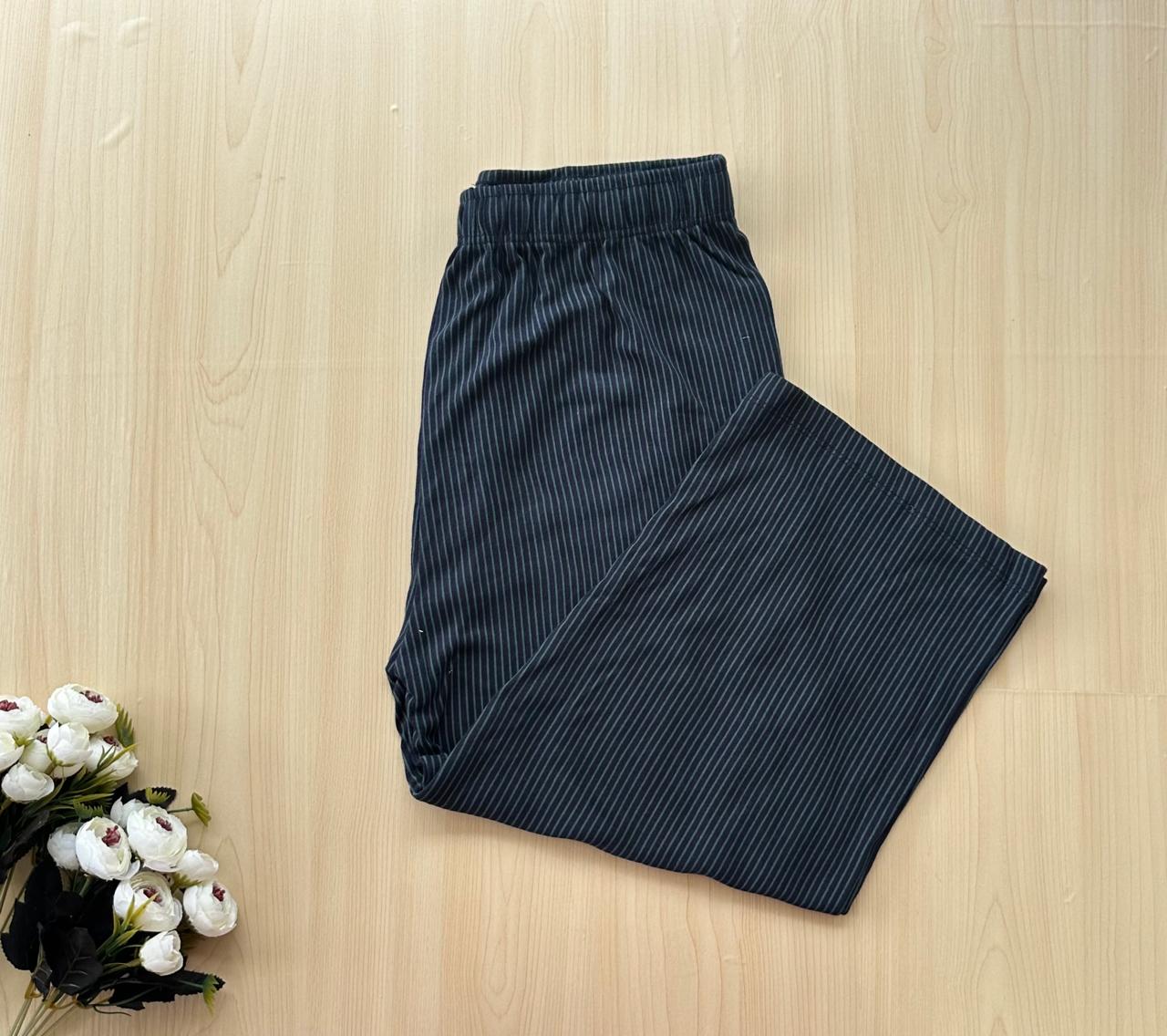 WhatsApp Image 2026-09-24 at 12.17.00 PM (2) Printed half pant - Image 1