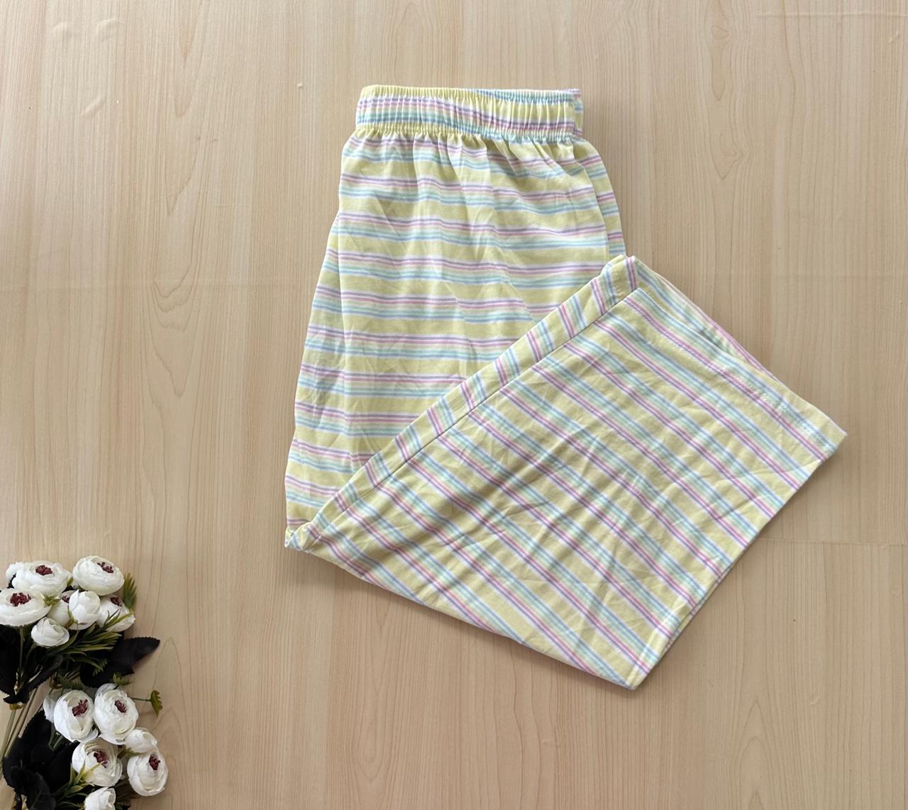 WhatsApp Image 2026-09-24 at 12.44.18 PM (2) Printed half pant - Image 1