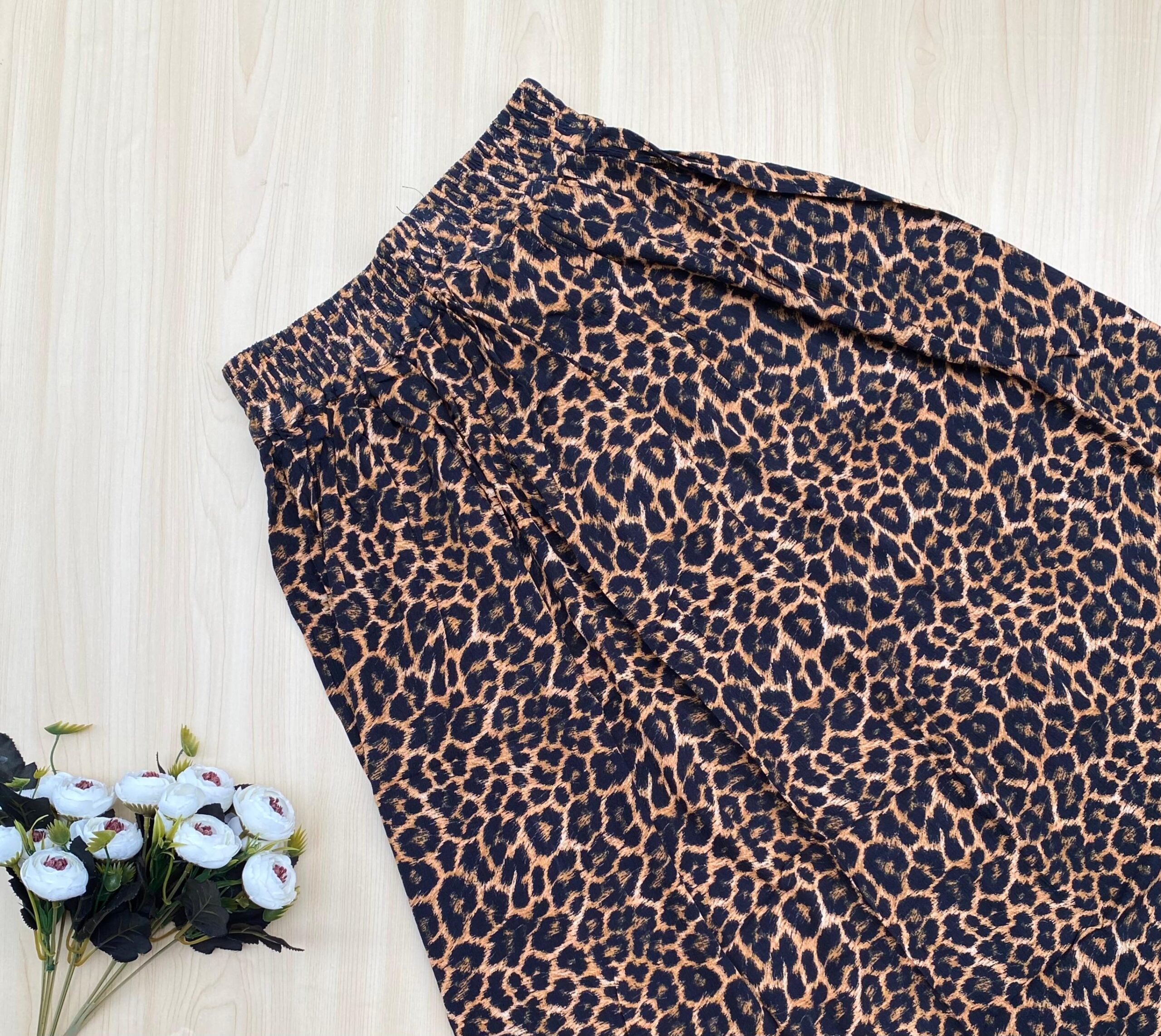 WhatsApp Image 2026-10-16 at 2.09.48 PM (2) Daily wear rayon skirt – Half - Image 1