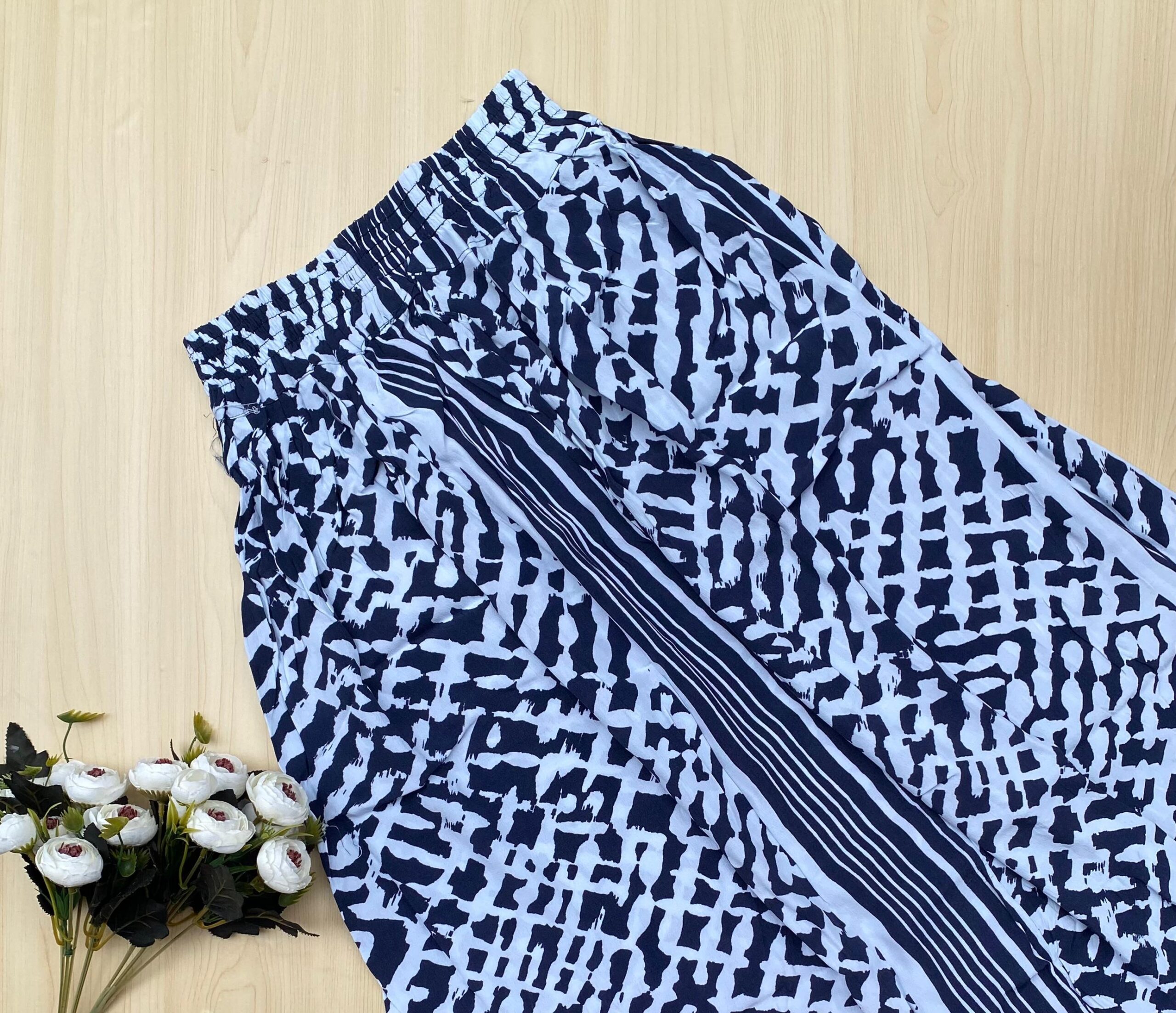 WhatsApp Image 2026-10-16 at 2.09.52 PM (1) Daily wear rayon skirt – Half - Image 1