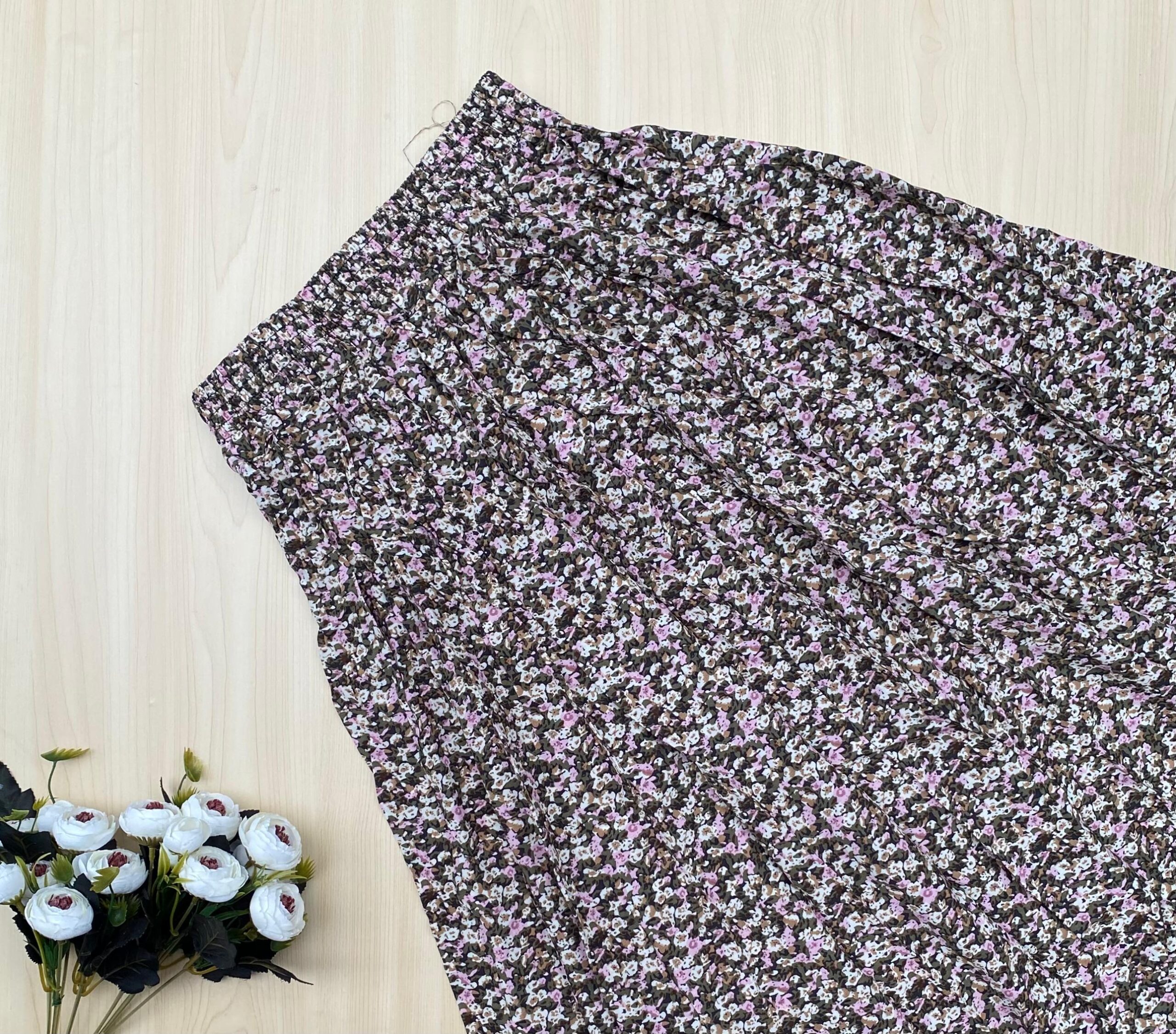 WhatsApp Image 2026-10-16 at 2.09.53 PM (2) Daily wear rayon skirt – Half - Image 1
